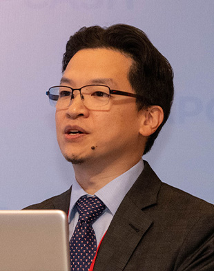 Dr Robin CHEN